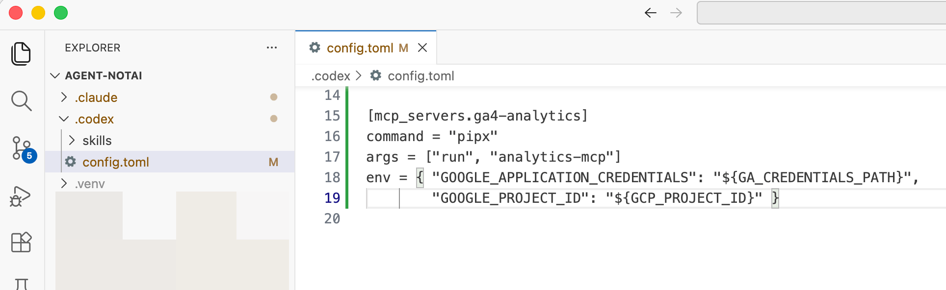 VS Codeで.codex/config.tomlを編集している画面。ga4-analyticsのMCPサーバー設定が記述されている